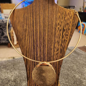 International Concepts Gold Tone Collar Necklace